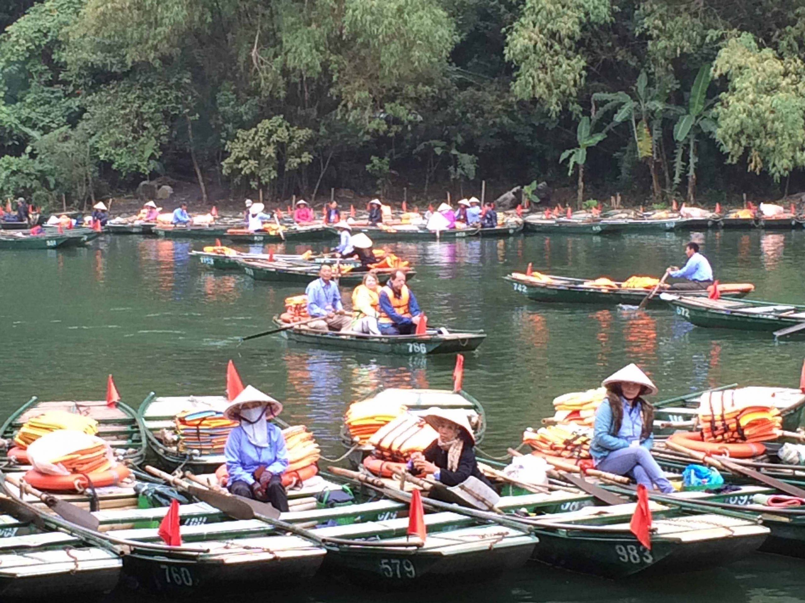 boats in trang an